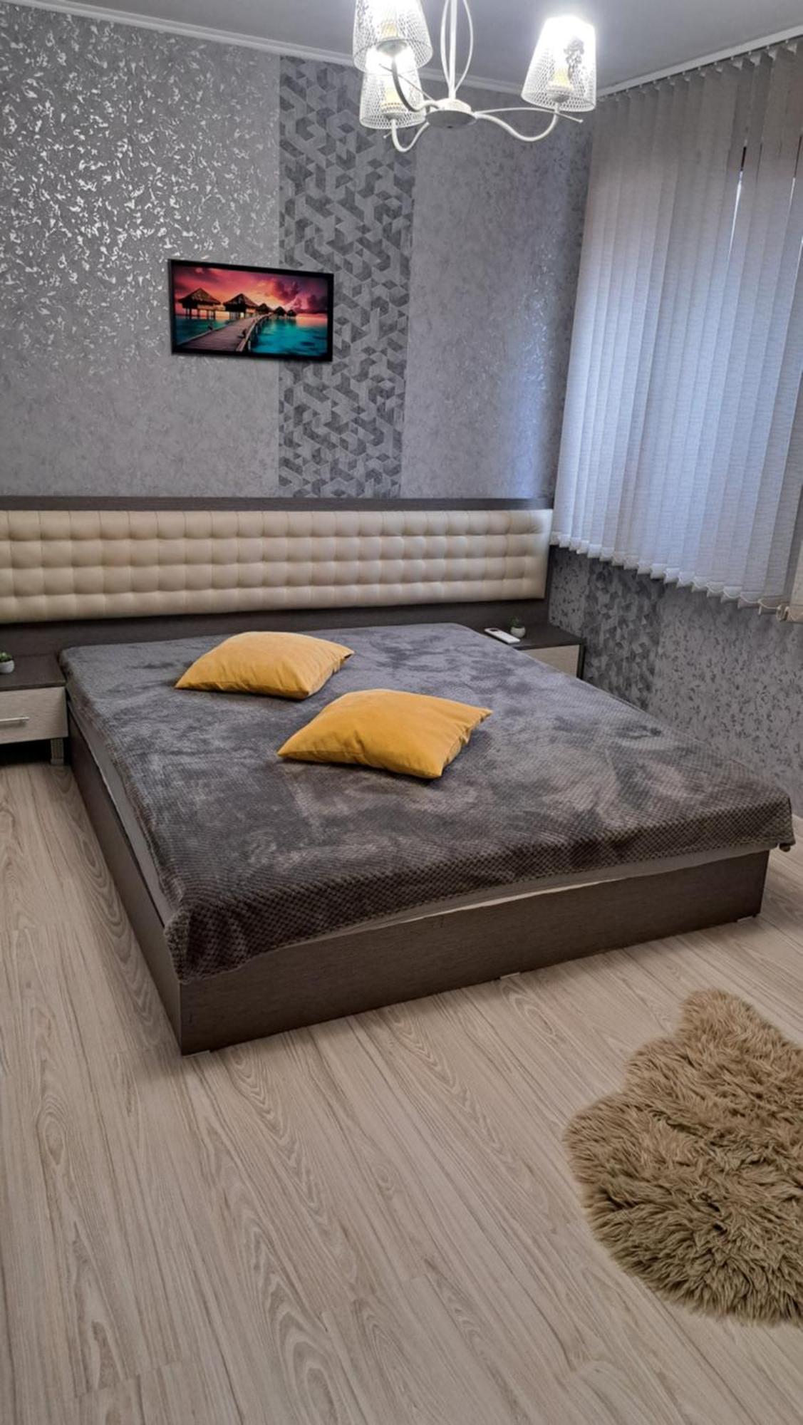 Къща Под Наем-Нощувки Targóvishte Exterior foto